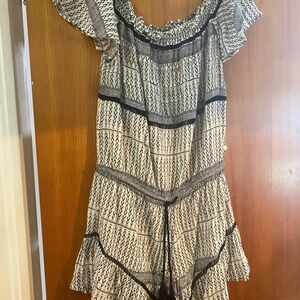 One piece detailed black & white romper.